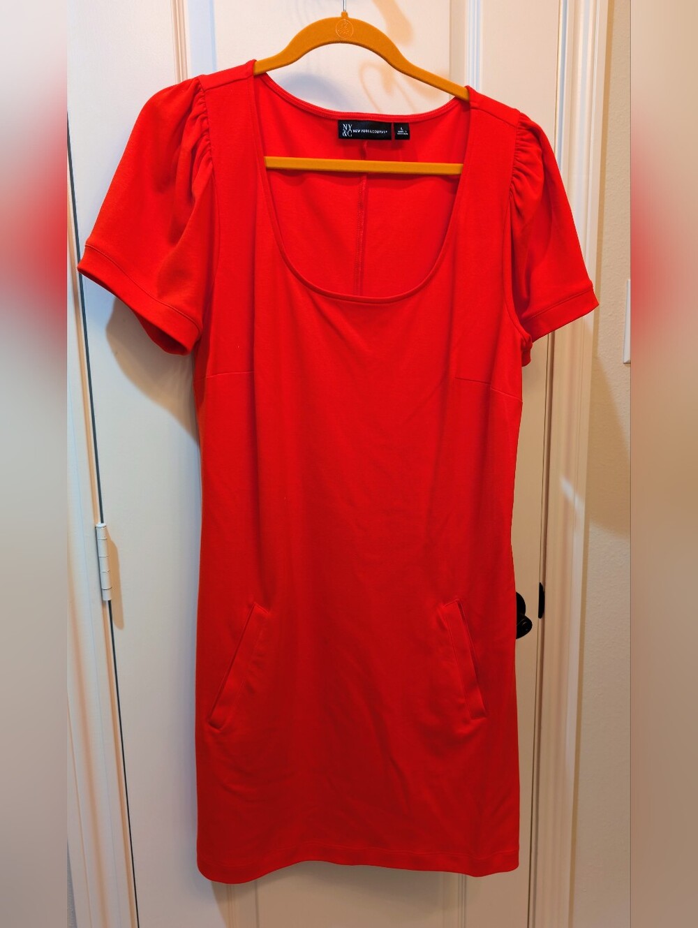 NY & Company Collection Red Scoop Neck Dress with Short Sleeves